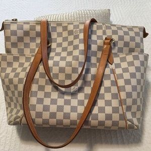 Authentic Louis Vuitton tote